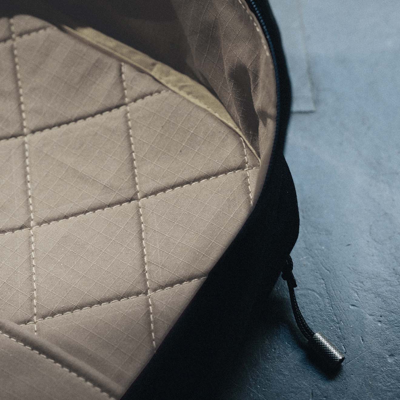 W301BLA-TER-BRA Everyday Pack 21L - Терракота / Латунь Wingback  - Вид №25