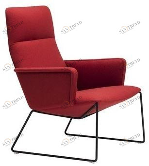 Andreu World Кресло салазки с высокой спинкой Capri lounge Bu1696