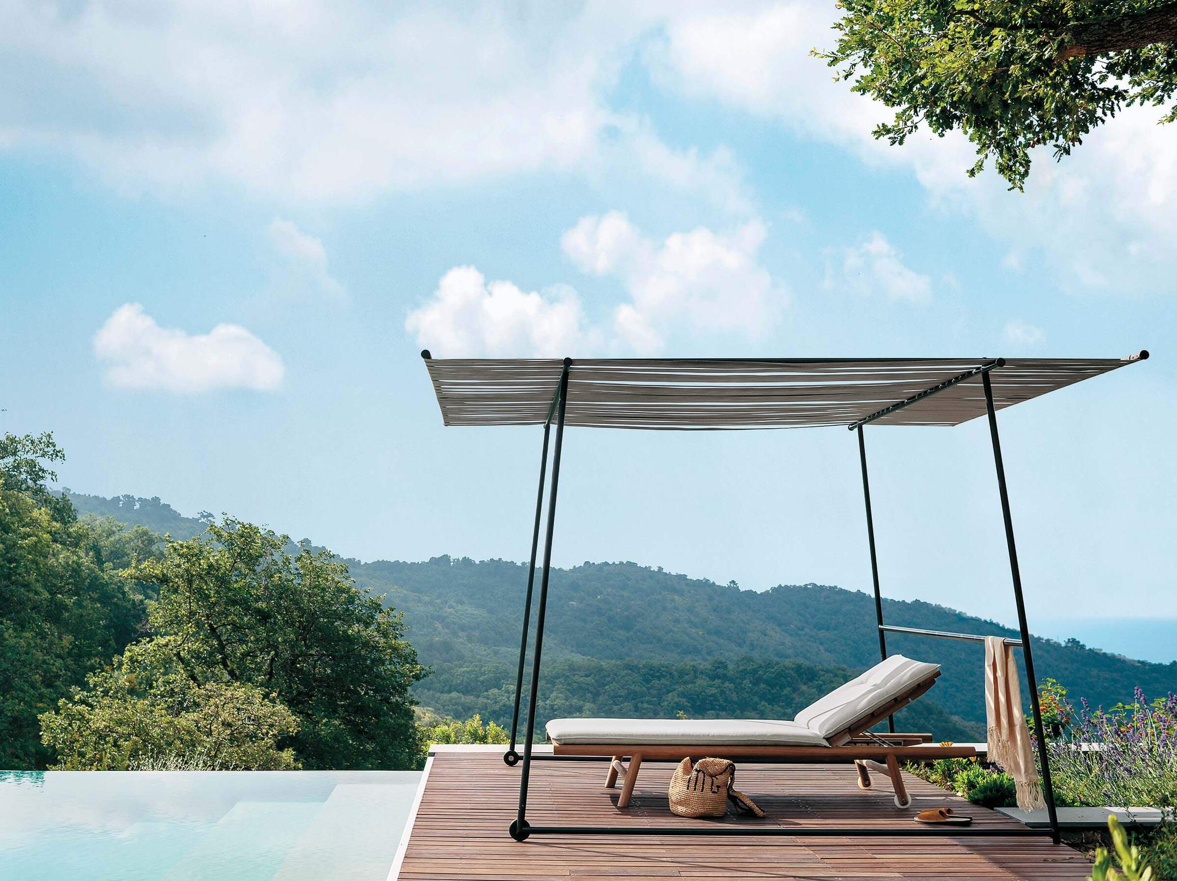 Металлическая беседка с колесами RODA Ombrina ARCH-00026848