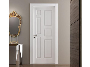 Лакированная распашная дверь