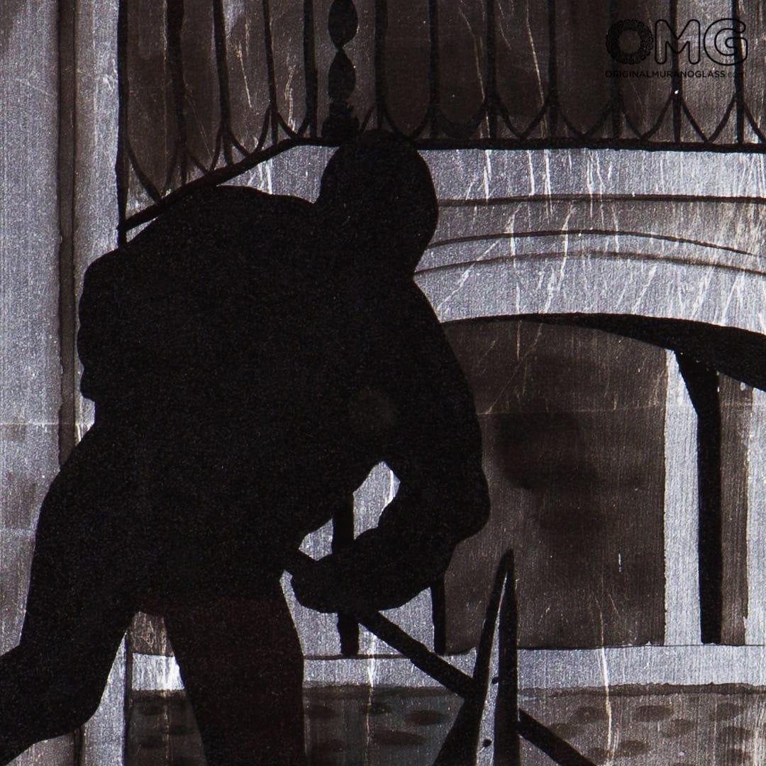 2435 ORIGINALMURANOGLASS Картина с рамкой - Гондола в чёрно-белых цветах, эмаль на серебряном листе - муранское стекло - Original Murano Glass OMG 3 см  - Вид №1