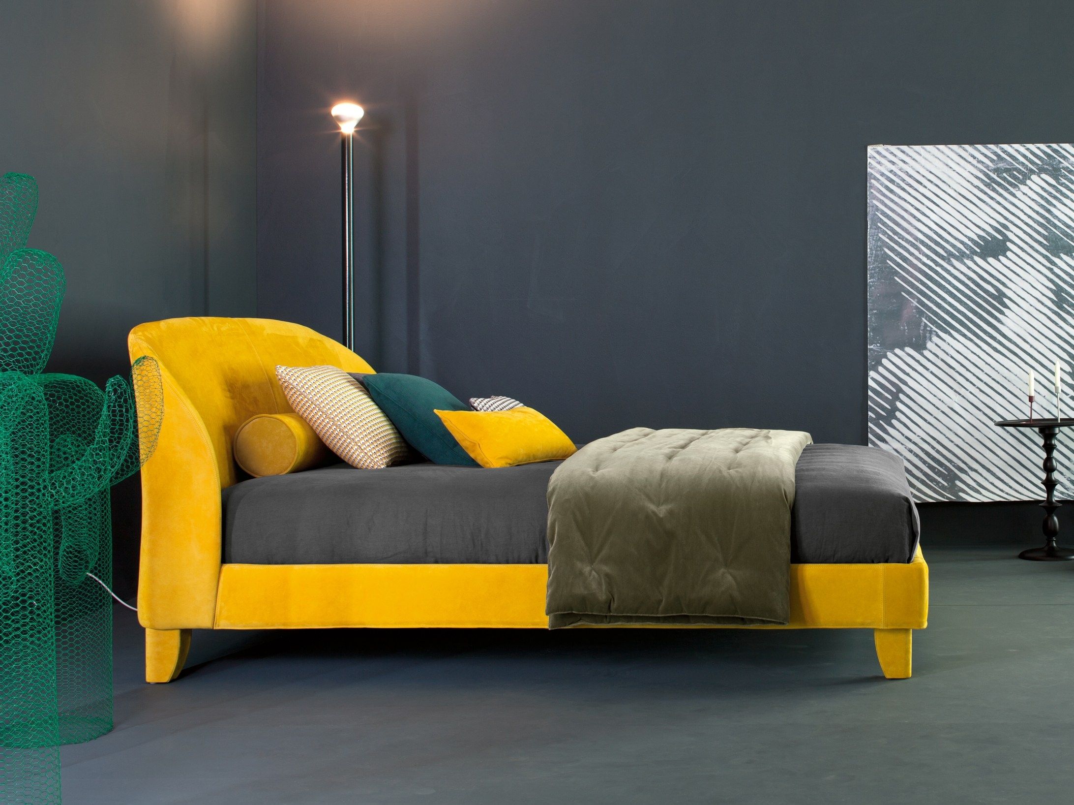 Двуспальная кровать с мягким изголовьем Twils Carnaby ARCH-00028590 - Вид №2