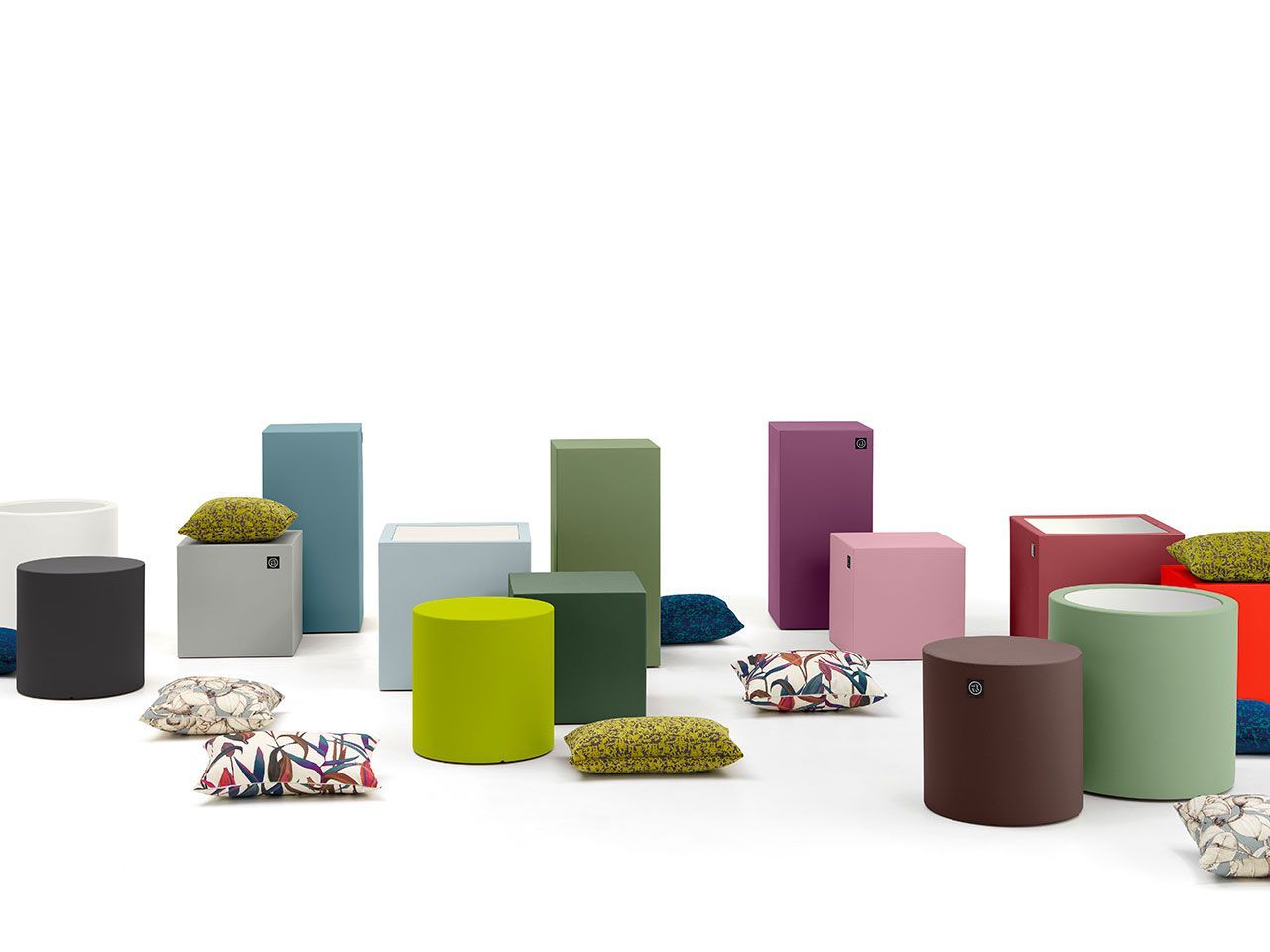 Пьедестал из полиэтилена Lyxo Design блок ARCH-00127089 - Вид №1