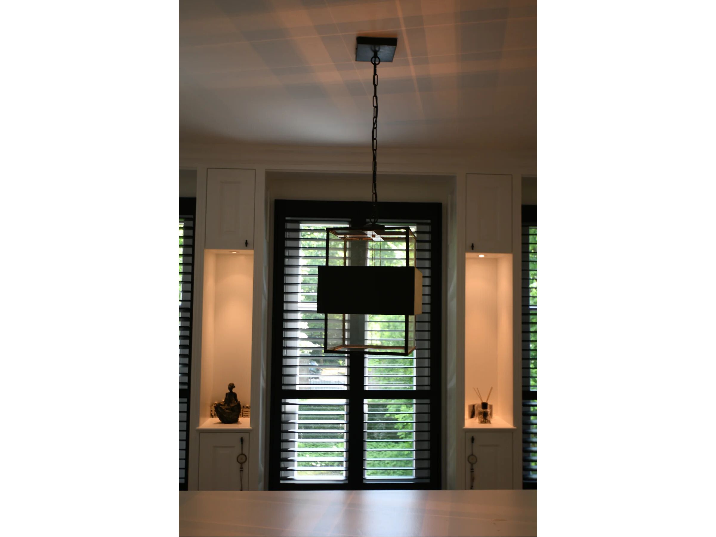 Латунный подвесной светильник Authentage Lighting Q-Bri ARCH-00110852 - Вид №2