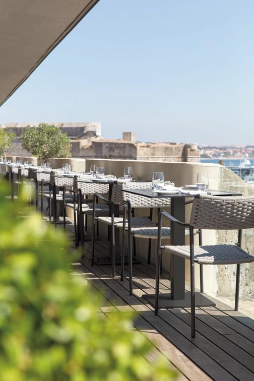 MNST1246 Обеденный стол pa lava 90см x 90см Manutti Napoli - Вид №5