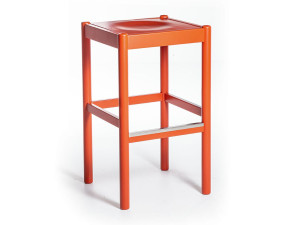 Высокий стул из массива дерева с мягким сиденьем