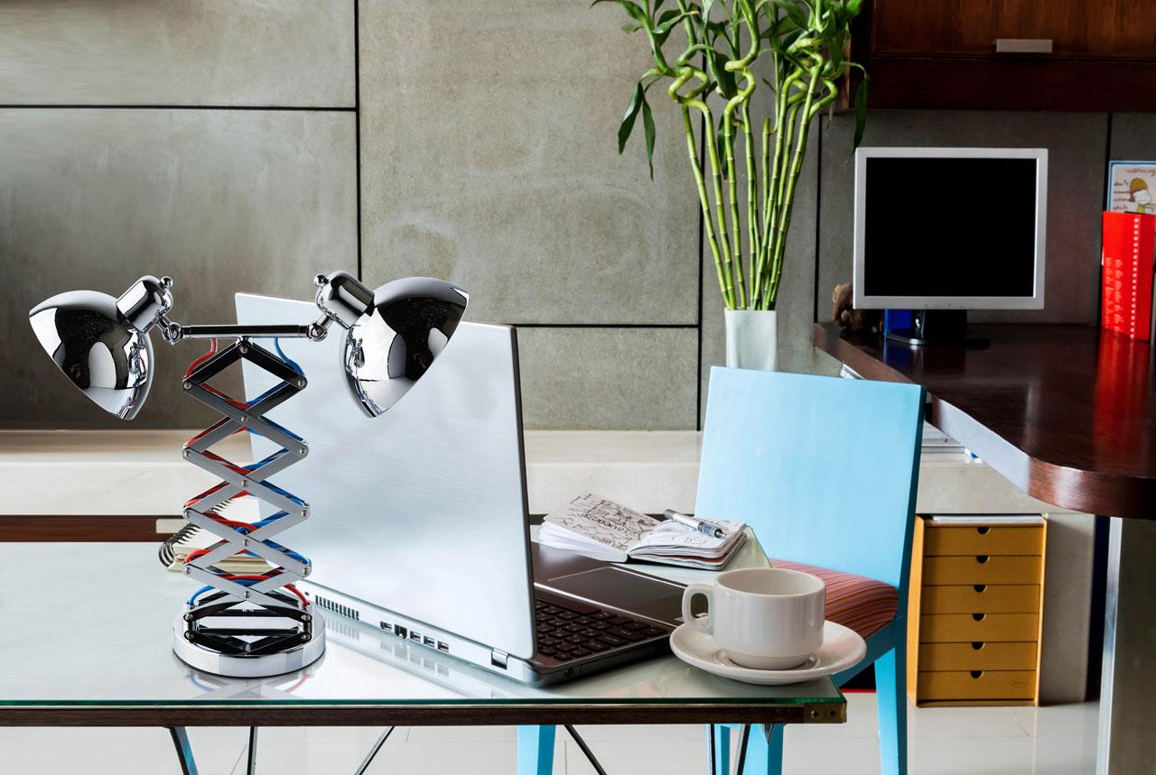 Настольная лампа MW-Light Таун 7 691032602 MW-LIGHT ИНТЕРЬЕРНЫЕ 195173 Хром  - Вид №1