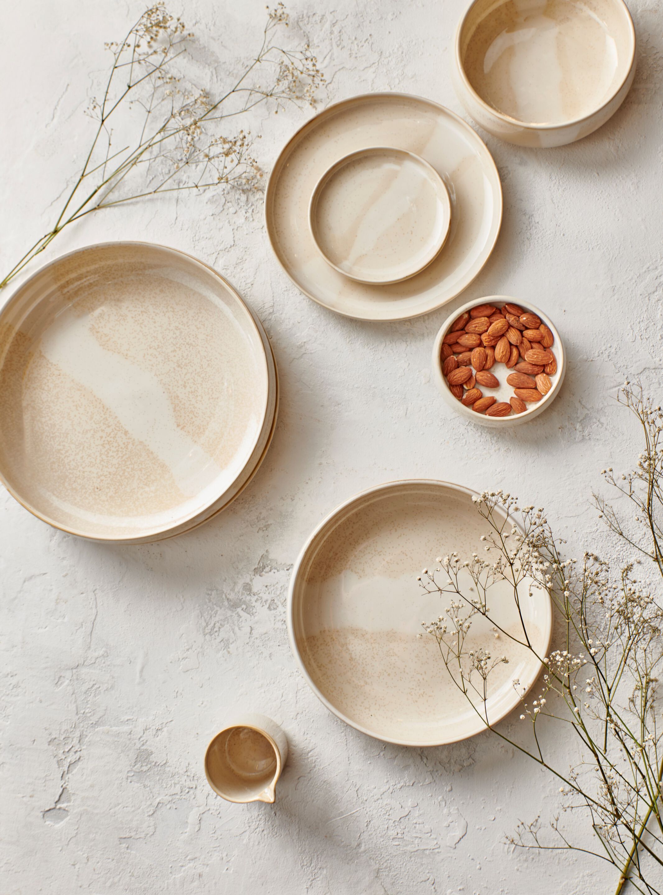 Круглая фарфоровая десертная тарелка POMAX Nougat ARCH-00084333 - Вид №4