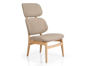 Кожаное кресло с подголовником