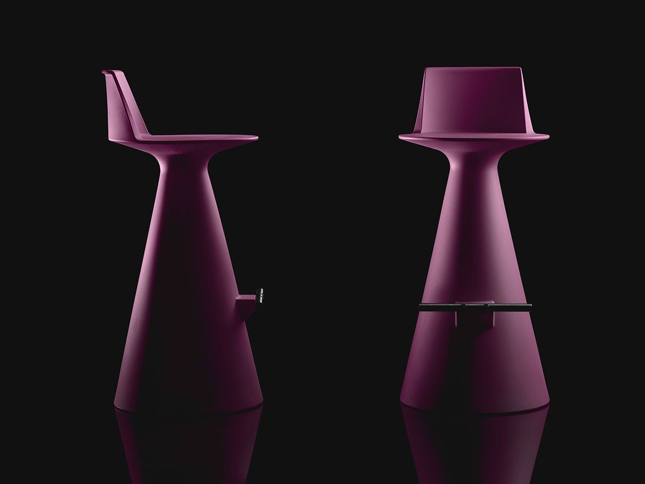 Высокий садовый стул из полиэтилена с подставкой для ног Lyxo Design LIRA ARCH-00142498