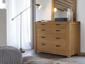 Devina Nais Комод из массива дерева Quadra