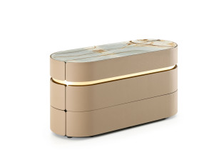 Комод из ясеня с кожаной обивкой