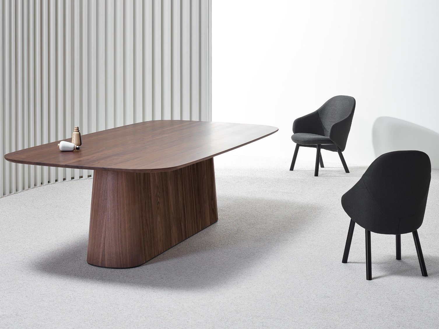 Тканевое кресло TON Albu ARCH-00077554 - Вид №5