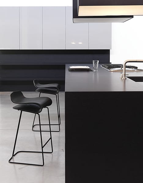 Табурет из синтетического материала Kristalia BCN ARCH-00134972 - Вид №10