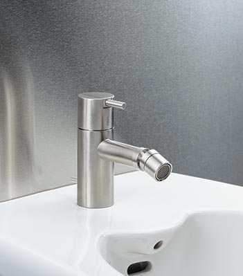 HV4 Бассейн vola 