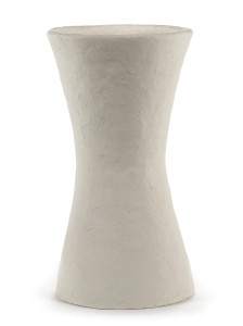 Круглая ваза из пестой бумаги