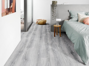 Нескользящий виниловый пол с эффектом дерева