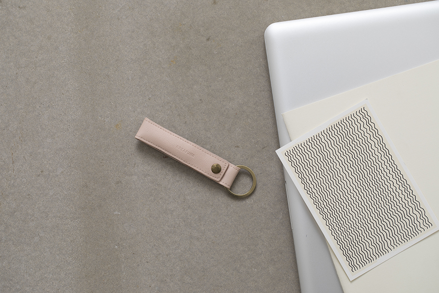 Kfla121 Брелок с usb wloop бежевый KREAFUNK  - Вид №2