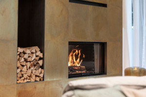 Стальной дровяной камин