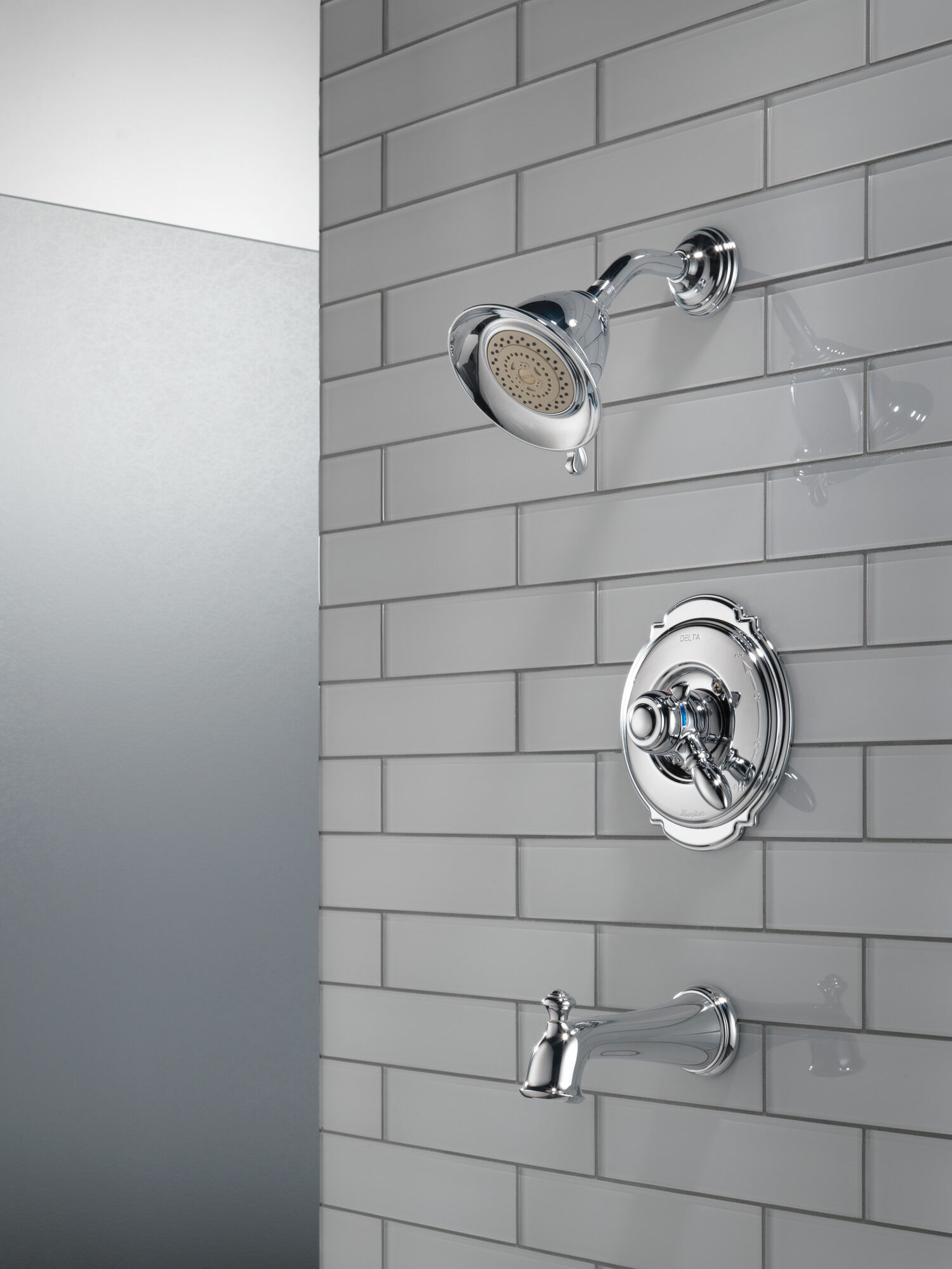 Монитор (R) серии 17 для ванны и душа Delta Faucet VICTORIAN T17455-PT - Вид №1