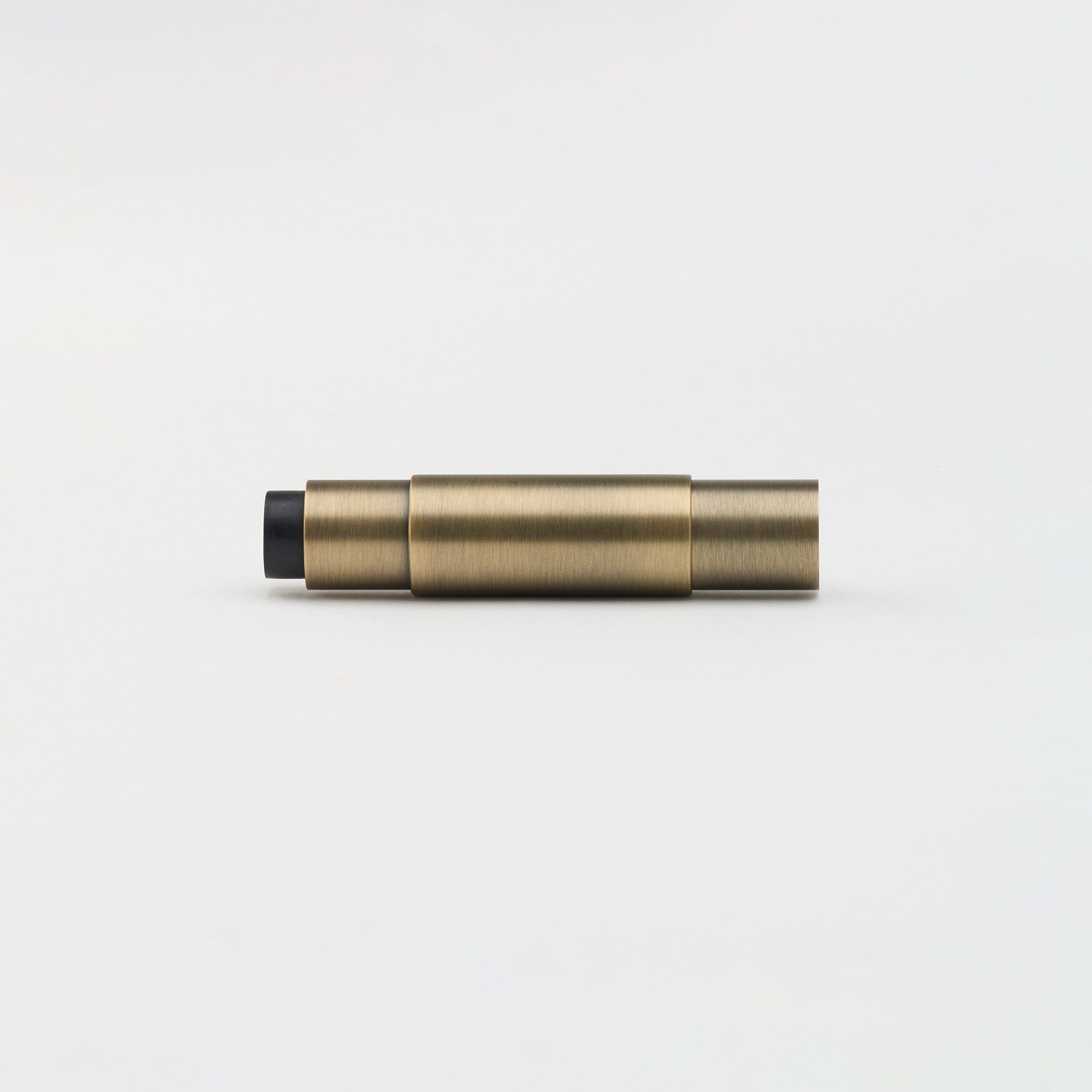 Латунные дверные упоры Lo & Co Interiors Lola ARCH-00136612 - Вид №18