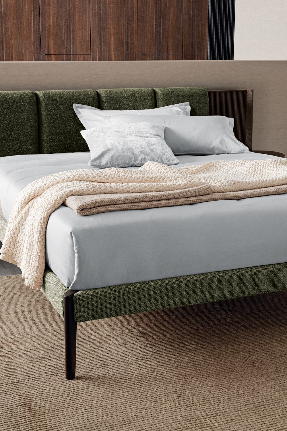 Деревянная двуспальная кровать со встроенными тумбочками Dall'Agnese MILLERIGHE ARCH-00144505 - Вид №1