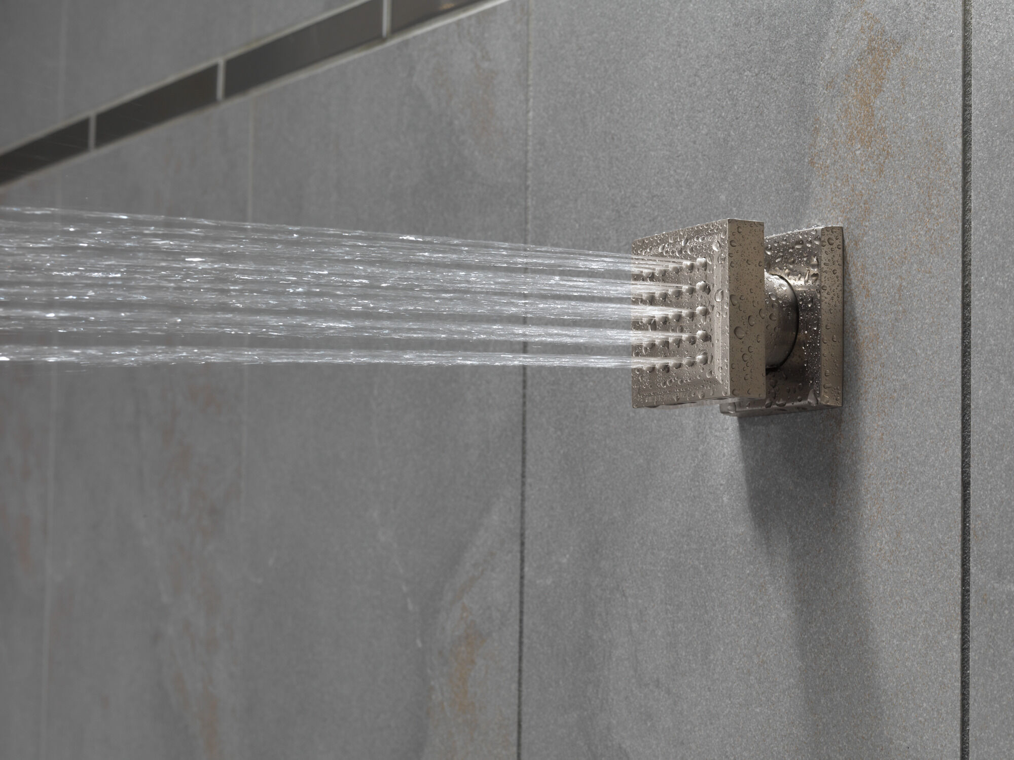 Спрей для тела для поверхностного монтажа Delta Faucet 50150-SS - Вид №3