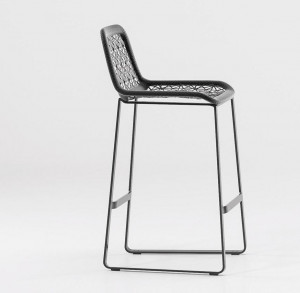 050393 Барный стул Kettal Maia