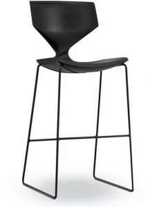 Tonon Высокий табурет из пенополиуретана с интегрированными салазками Quo