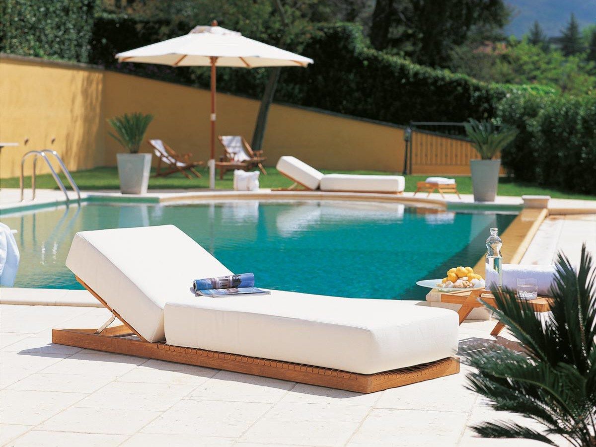 Садовая кровать с откидной спинкой из тикового дерева Unopiù Synthesis ARCH-00020655 - Вид №1