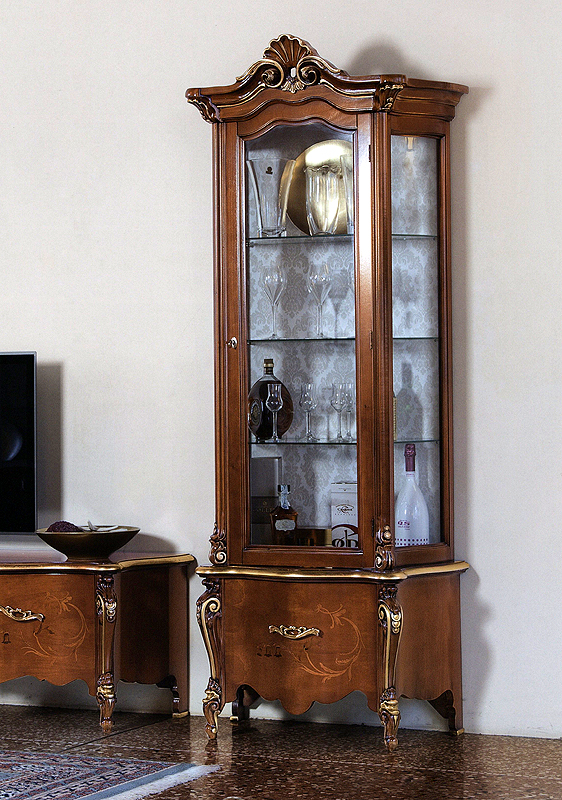 Витрина  BTC INTERNATIONAL LA013X 