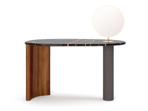 Мобильный туалетный столик