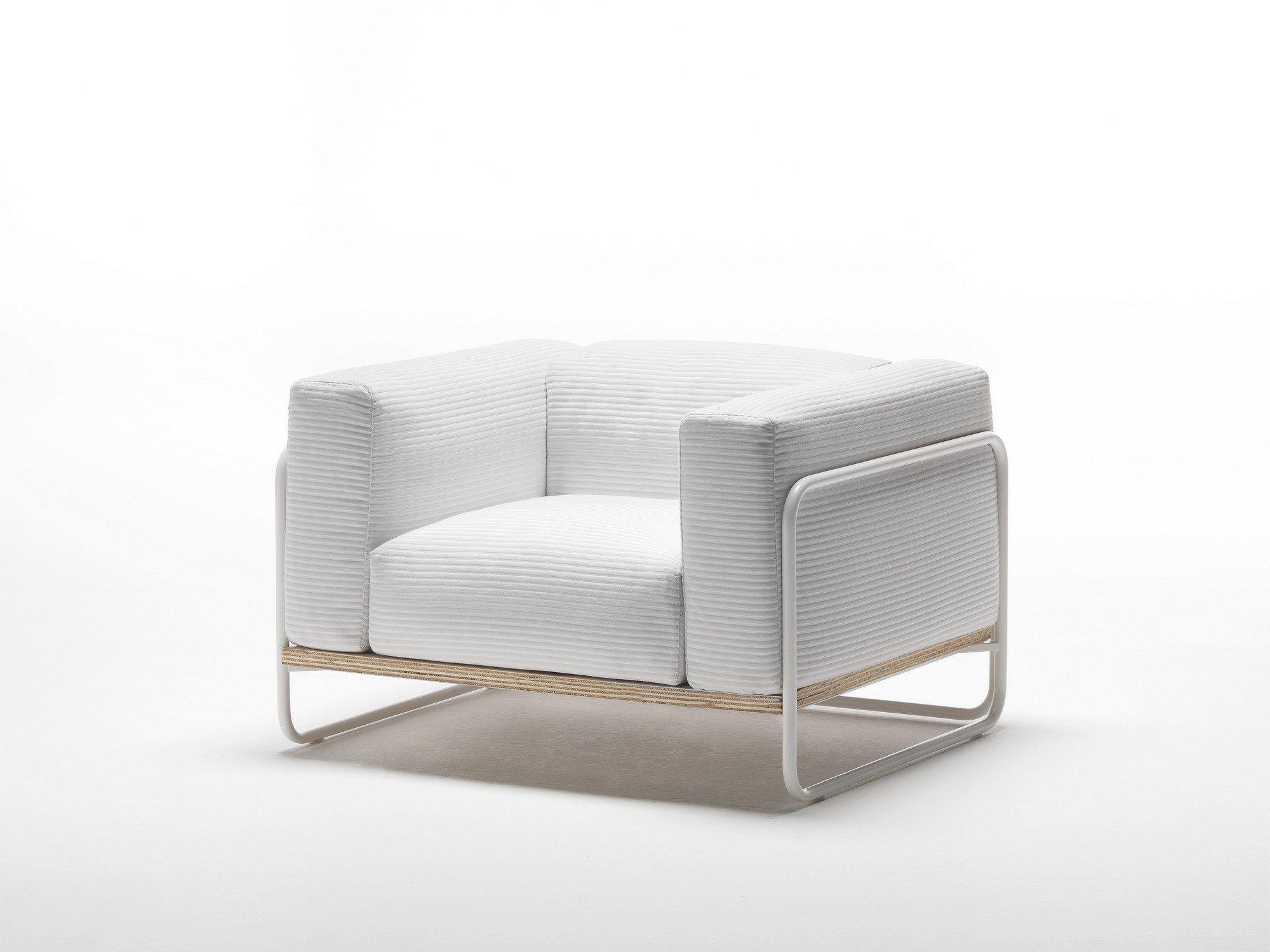 Тканевое садовое кресло с подлокотниками Living Divani Filo Outdoor ARCH-00134717 - Вид №1