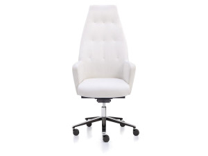 5-спицевое офисное кресло с высокой спинкой