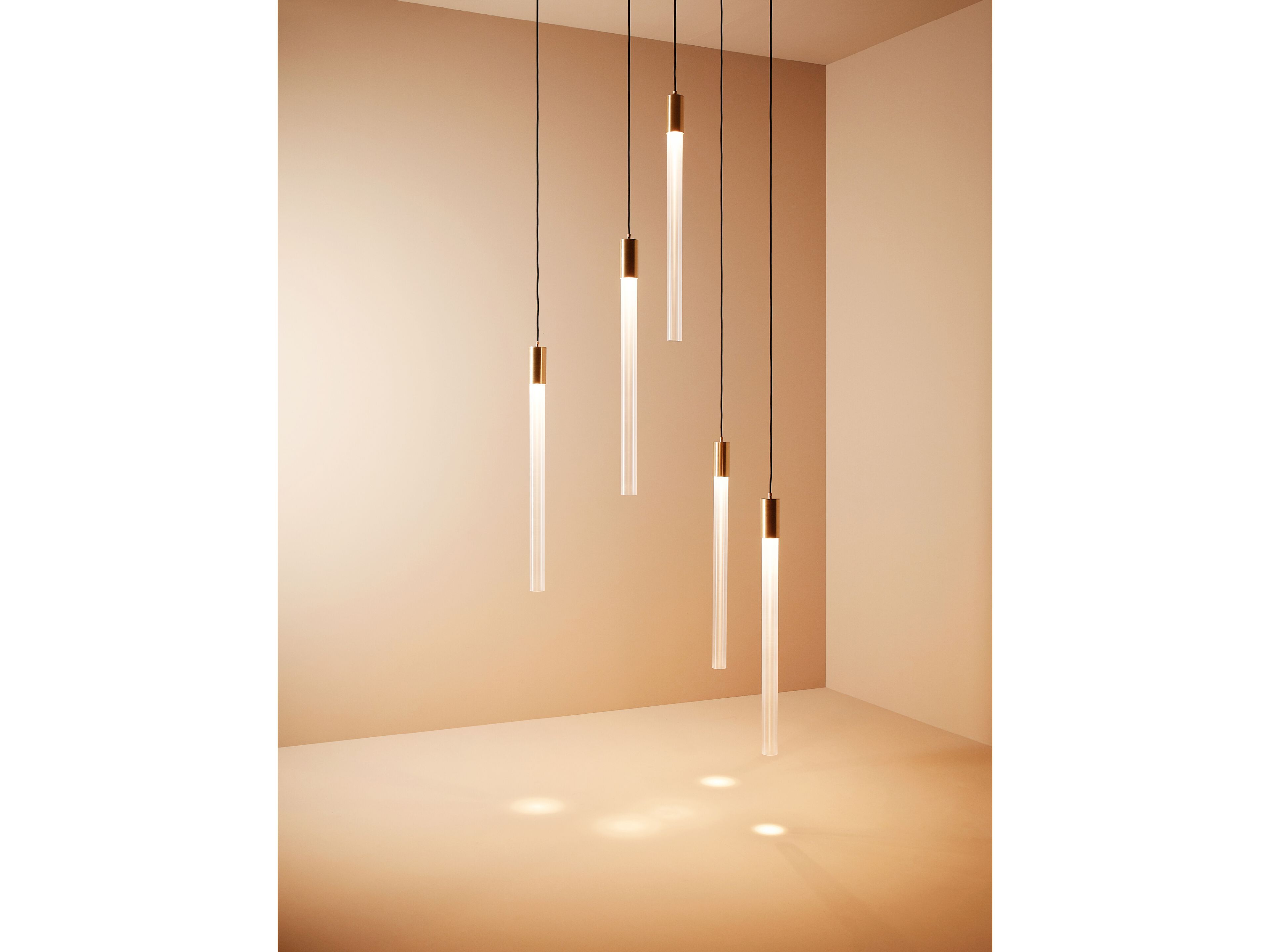 Светодиодный подвесной светильник Renzo Serafini TUBO DI LUCE ARCH-00119589