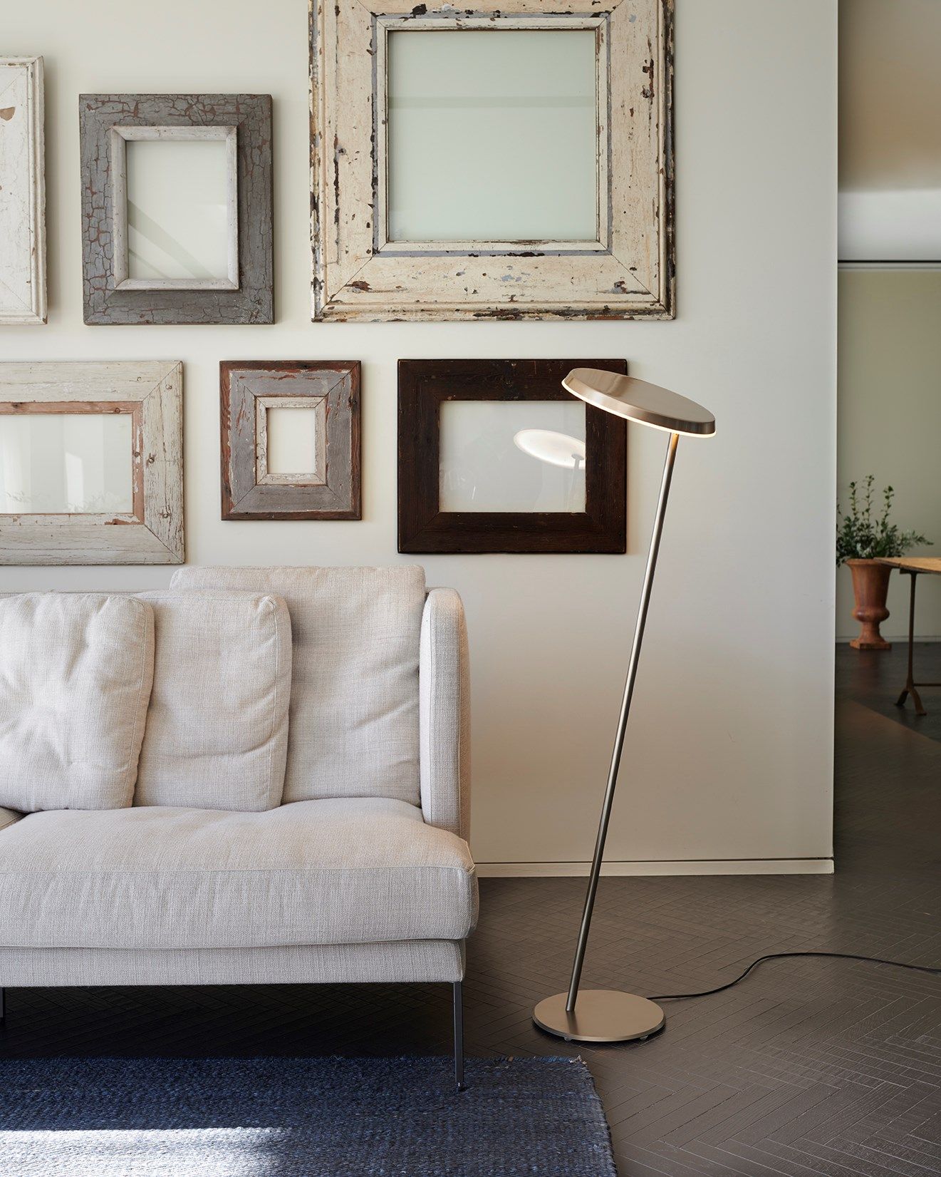 Металлический светодиодный торшер Oluce Мухомор ARCH-00135196 - Вид №1