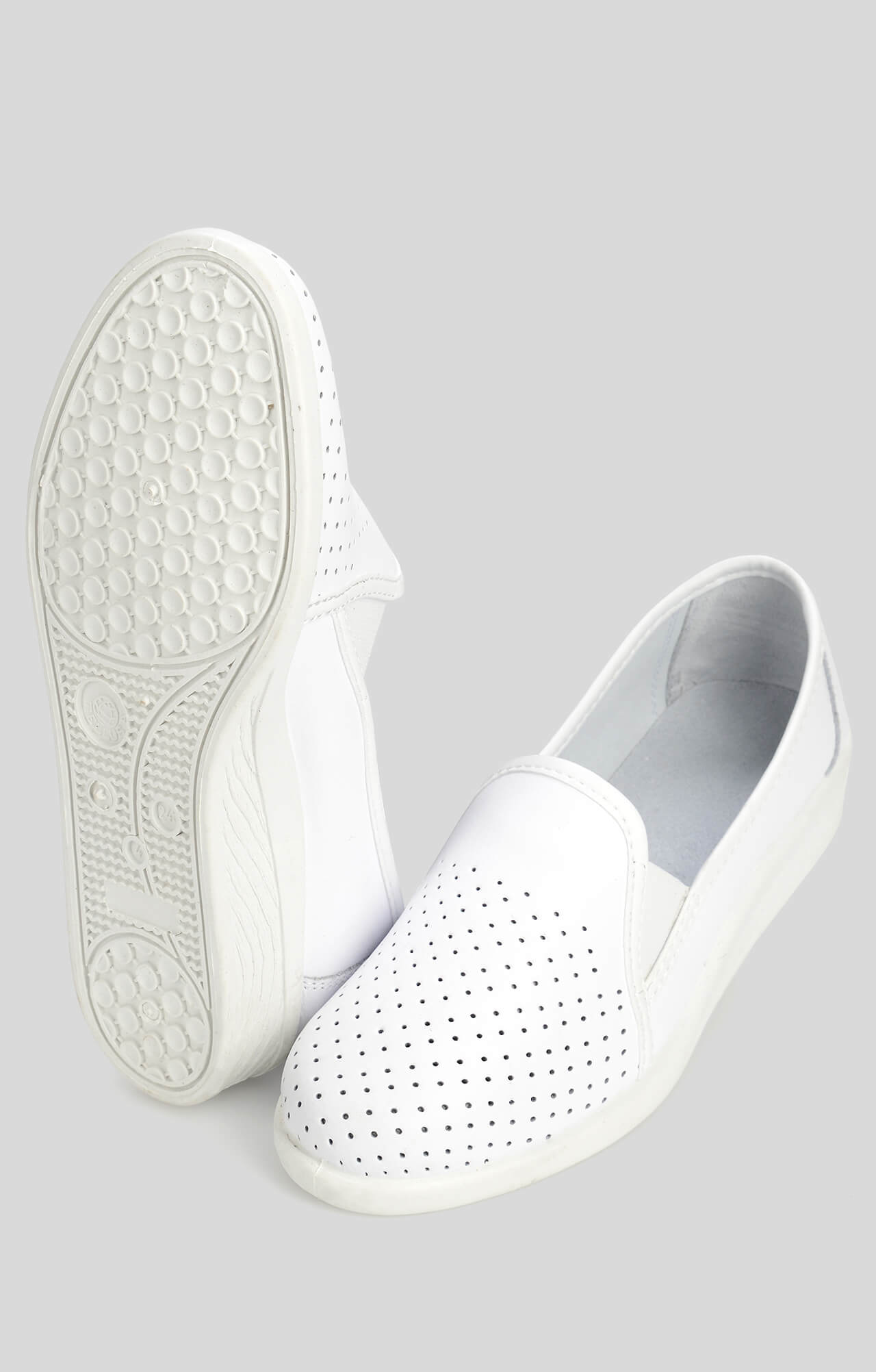 68168 Туфли мужские с закрытым задником белые  Сабо и сланцы размер 41 Спецодежда  - Вид №1