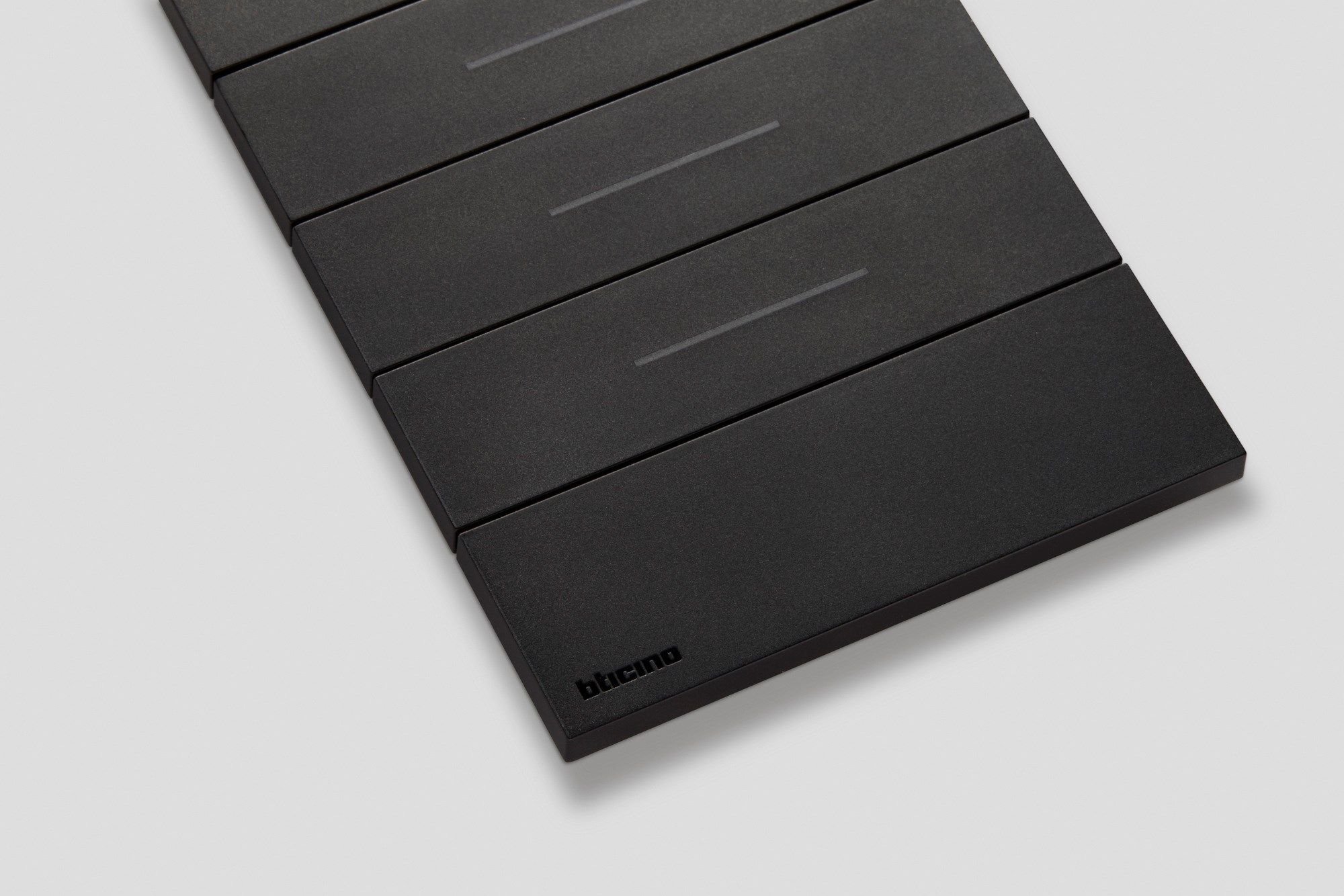 Традиционная и связанная гражданская серия BTICINO LIVING NOW ARCH-00151831 - Вид №40