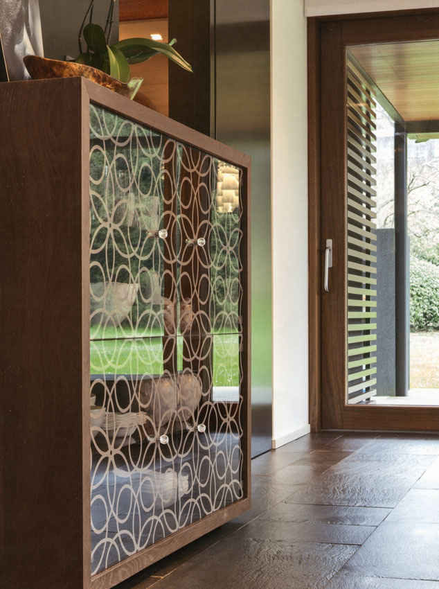 Витрина Granada TONIN 8605 Couture