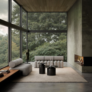 Круглый металлический журнальный столик