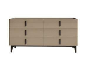 Деревянный комод