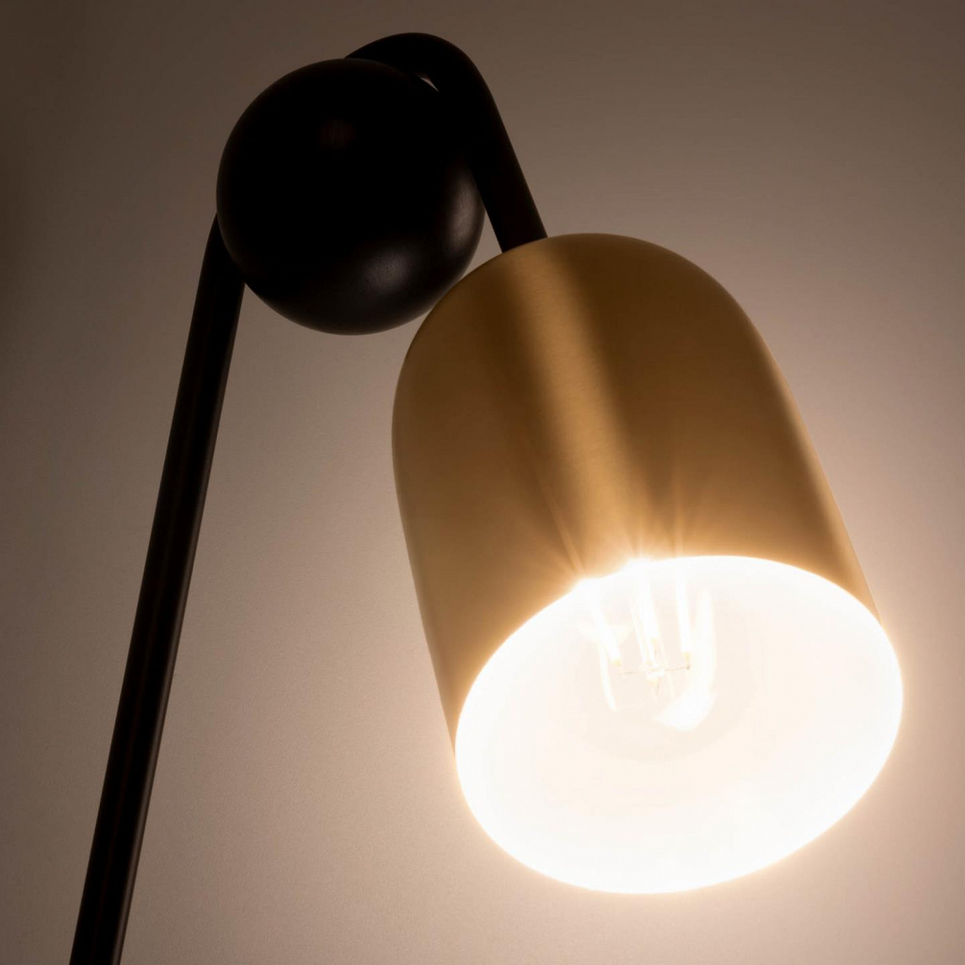 083813 Бра La Forma Natsumi  - Вид №1