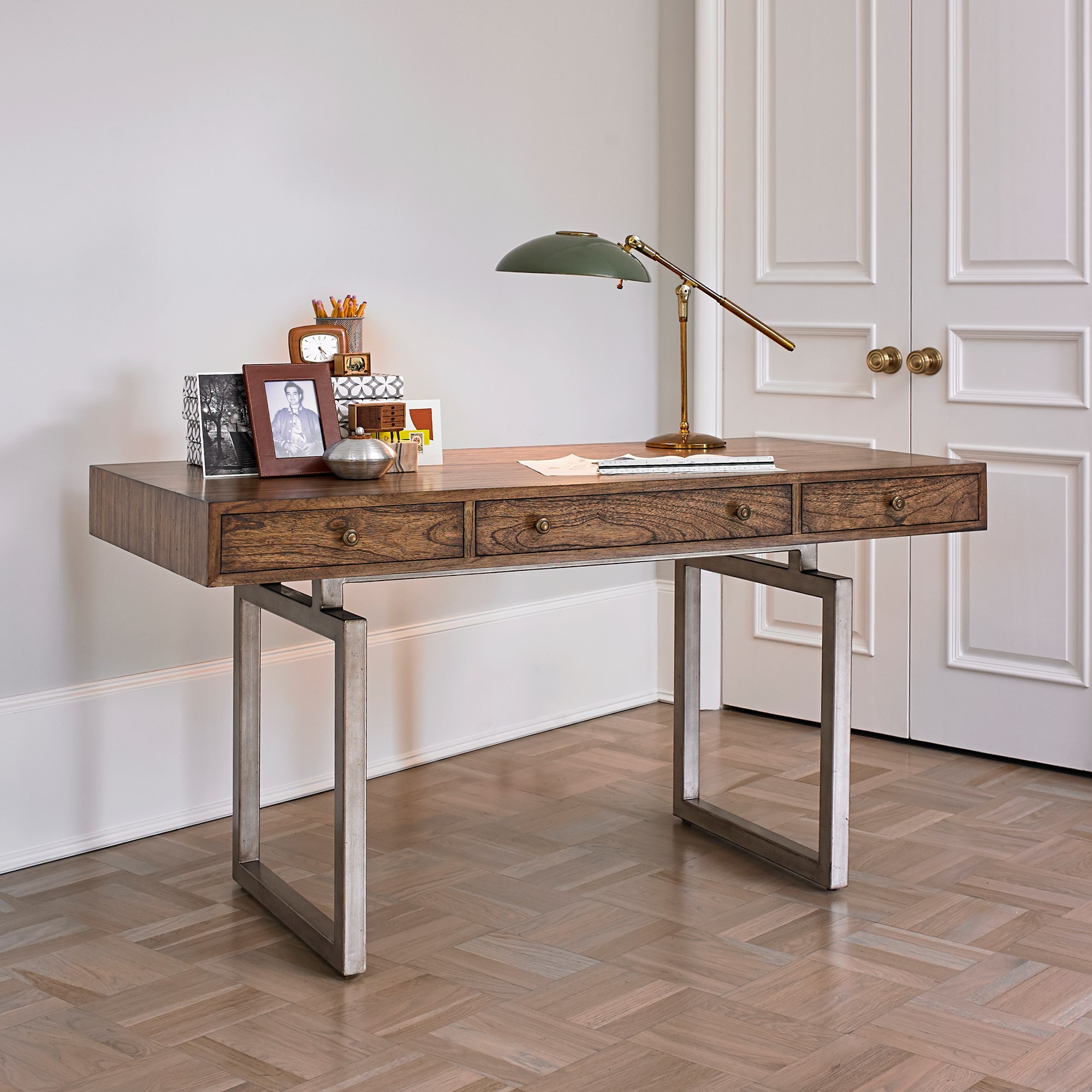 Столы 24043-300-058 Hendrick Writing Desk Ambella  - Вид №1