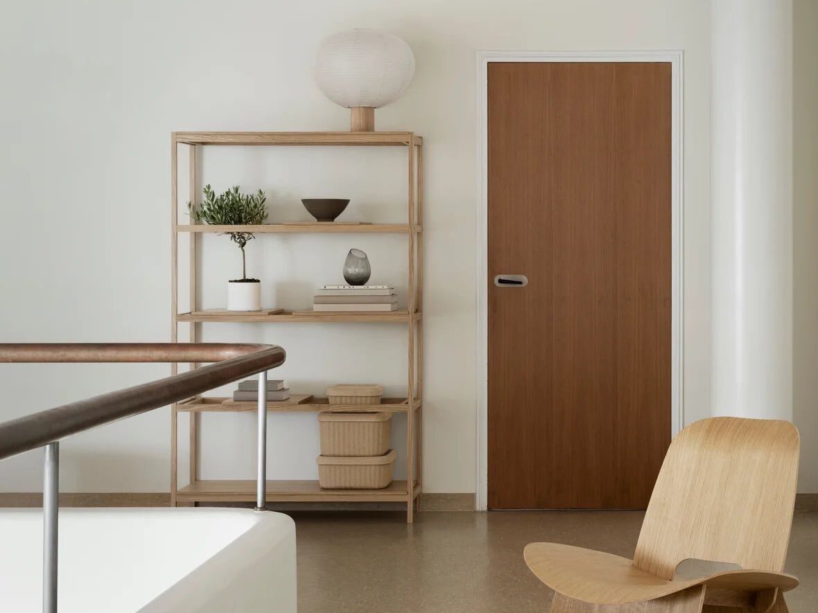 Настольная лампа из дуба и рисовой бумаги blomus Kami ARCH-00114267 - Вид №6