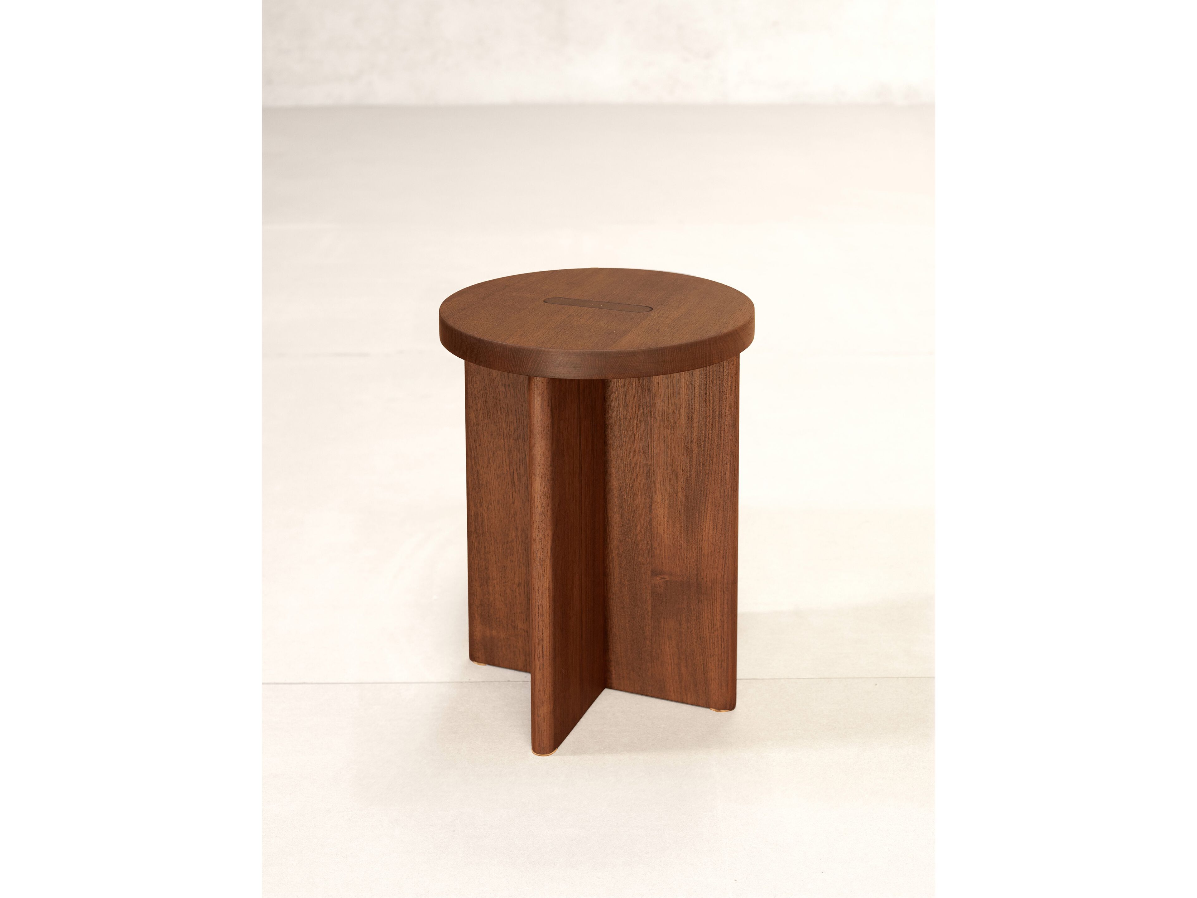 Деревянный низкий стул Phantom Hands X + L ARCH-00119409 - Вид №3