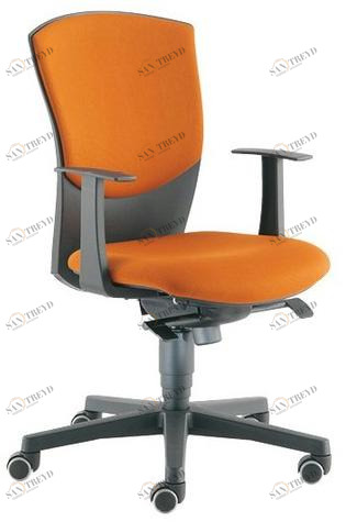 Sesta Поворотный офисный стул с подлокотниками Calibra light Cy-136