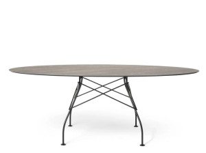 Овальный садовый стол из керамогранита