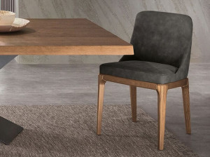 Мягкое деревянное основание стула