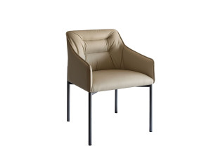 Кожаный мягкий стул с подлокотниками