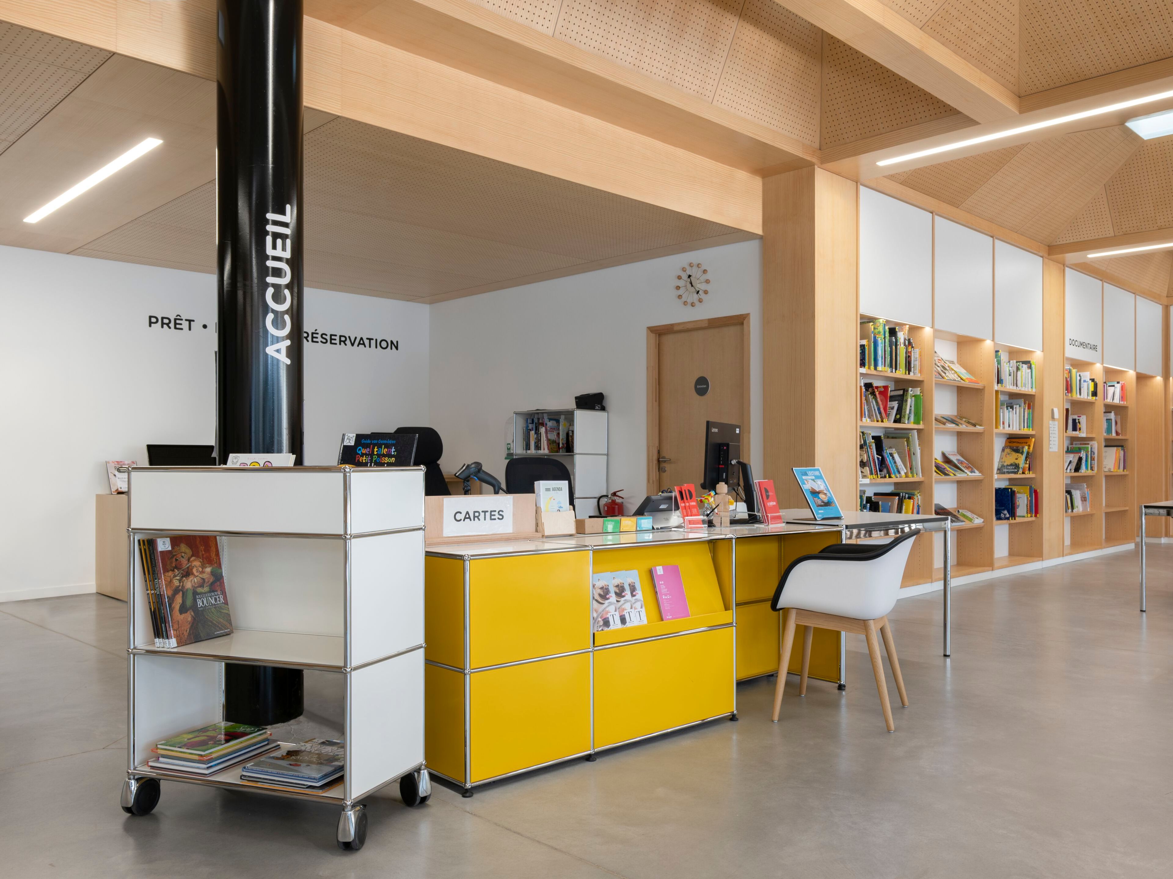 Модульная металлическая стойка регистрации USM USM Haller System ARCH-00136966